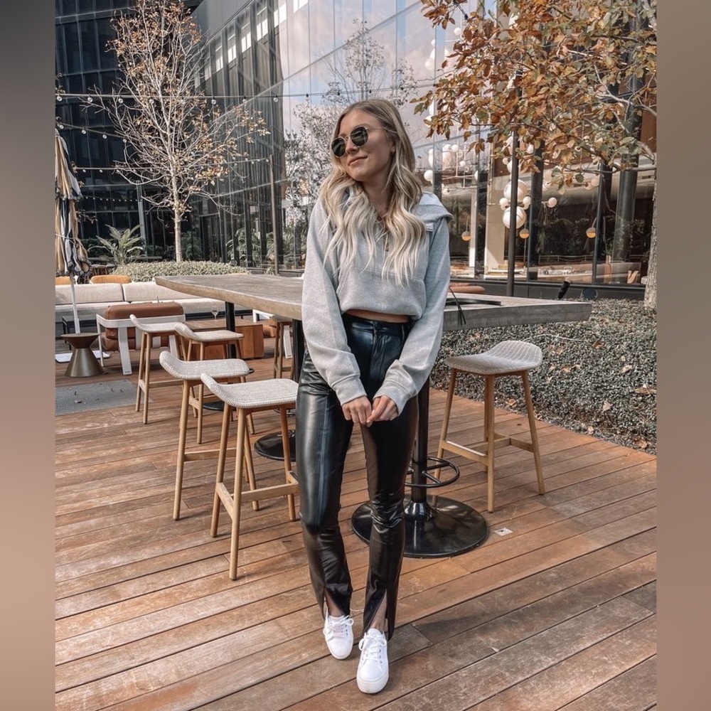 White platform canvas sneakers in size 9